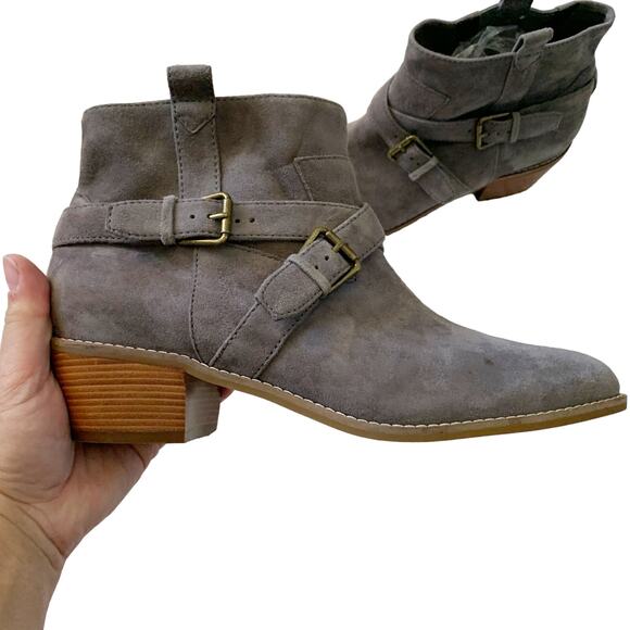 Cole Haan Bootie 10 - Picture 2 of 9